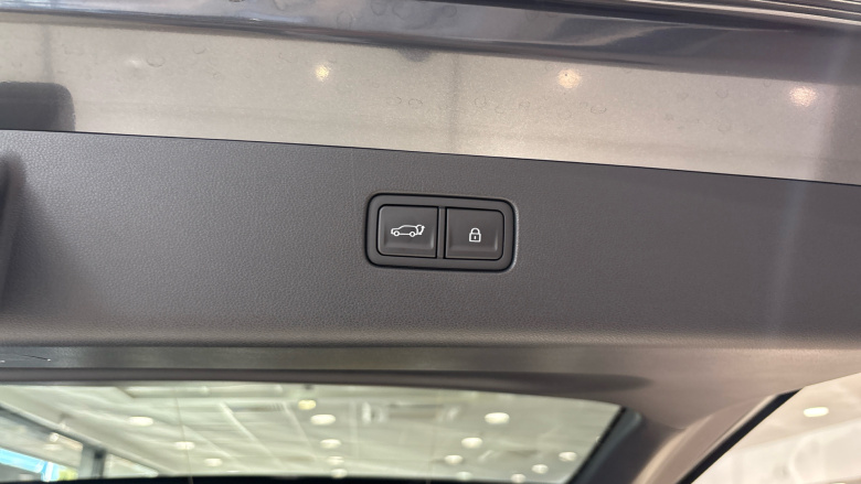 Hyundai IONIQ 9 226kW Calligraphy 110kWh 5dr AWD Auto Electric Estate